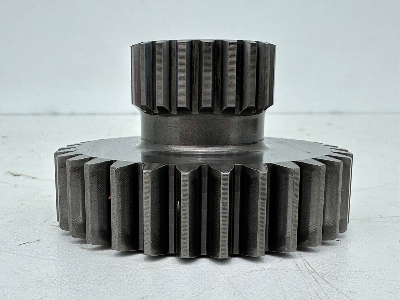 Liebherr - Bonfiglioli Sonnenrad mit ID-Nr.10355344. LTM 1045-3-1-, LTM 1055-1, LTM 1055-3-1-, LTM 1055-3-2-, LTM1070-4-1-, LTM1070-4-2-. #10355344.6088598# - Transmissão de Máquina de construção: foto 2 Liebherr - Bonfiglioli Sonnenrad mit ID-Nr.10355344. LTM 1045-3-1-, LTM 1055-1, LTM 1055-3-1-, LTM 1055-3-2-, LTM1070-4-1-, LTM1070-4-2-. #10355344.6088598# - Transmissão de Máquina de construção: foto 2