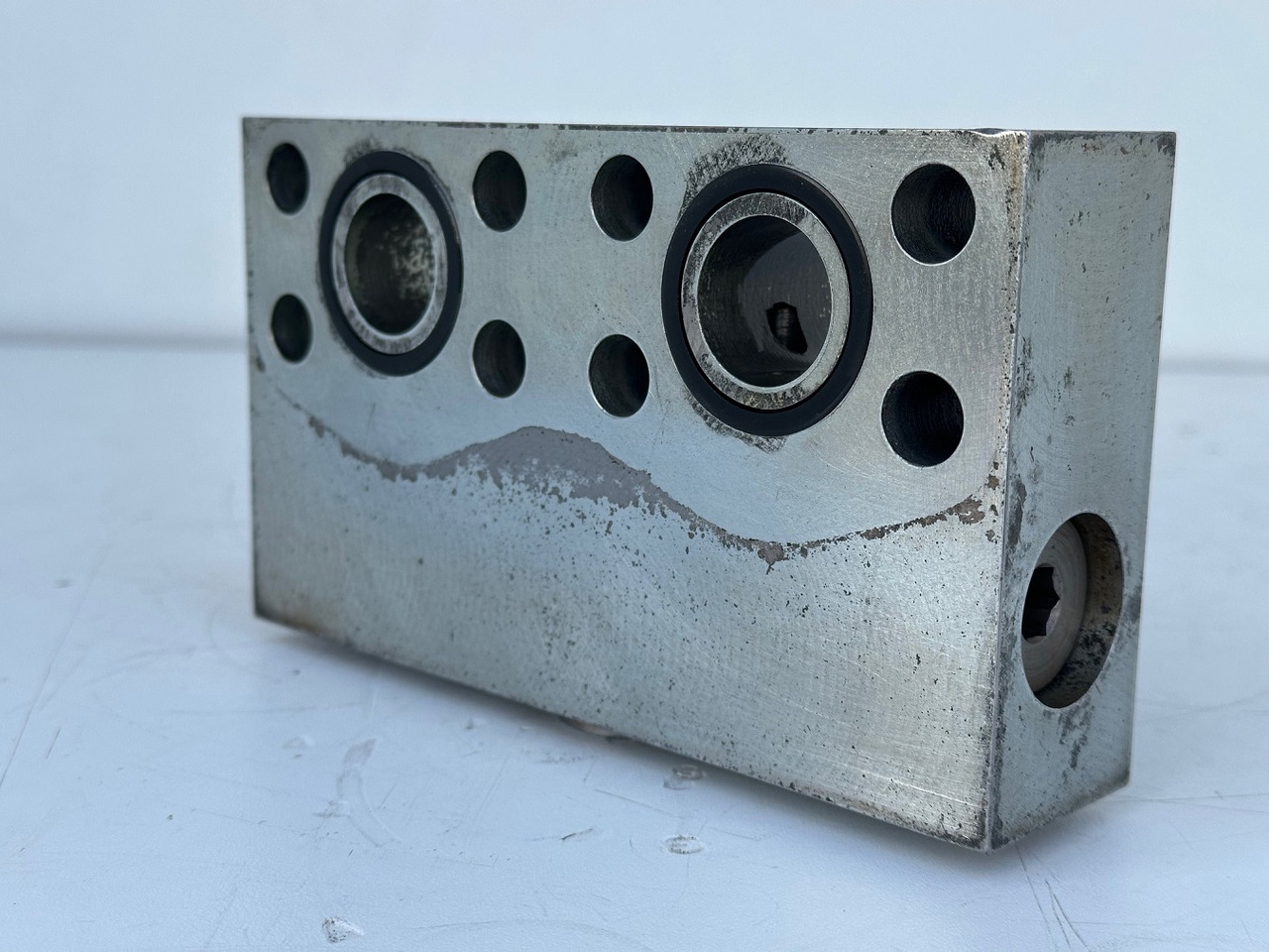 Liebherr Dämpfungsventil ID-Nr.10121777. P924 COMP, P926, R926, R916, R922, R924 COMP, R924, R926 COMP, R926, R930, R936, R946, R950 T, R960 T. #10121777.43199# - Motor de giro de Máquina de construção: foto 3 Liebherr Dämpfungsventil ID-Nr.10121777. P924 COMP, P926, R926, R916, R922, R924 COMP, R924, R926 COMP, R926, R930, R936, R946, R950 T, R960 T. #10121777.43199# - Motor de giro de Máquina de construção: foto 3