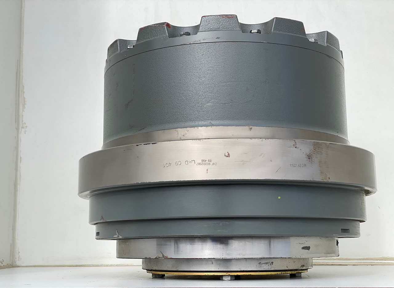 Liebherr Fahrantrieb FAT450P123, ID-Nr.90202516 - ID-Nr.90202517. LOS954, R940, R946, R950, R954, R956. #159-04# - Comando final de Escavadora de rastos: foto 4 Liebherr Fahrantrieb FAT450P123, ID-Nr.90202516 - ID-Nr.90202517. LOS954, R940, R946, R950, R954, R956. #159-04# - Comando final de Escavadora de rastos: foto 4