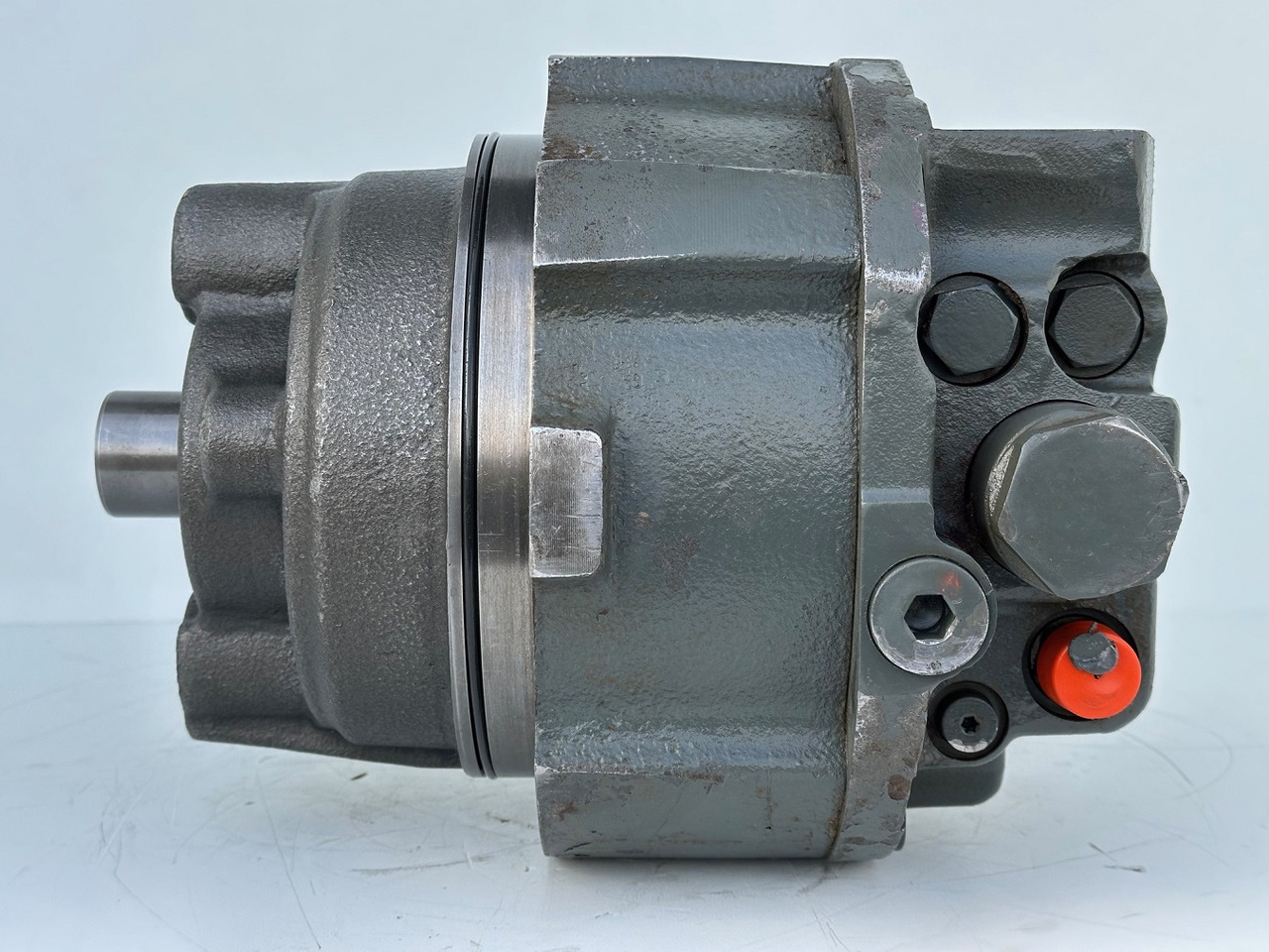 Liebherr Hydraulikeinbaumotor Typ:LH46VE 108. ID-Nr.11428178 . LOS926-1715,R926-1715,R928-1715,R930-1716,R934-1550,R936K-LC,R936K-NLC,R936K-SLC,R938. #11428178.0663# - Comando final de Máquina de construção: foto 3 Liebherr Hydraulikeinbaumotor Typ:LH46VE 108. ID-Nr.11428178 . LOS926-1715,R926-1715,R928-1715,R930-1716,R934-1550,R936K-LC,R936K-NLC,R936K-SLC,R938. #11428178.0663# - Comando final de Máquina de construção: foto 3
