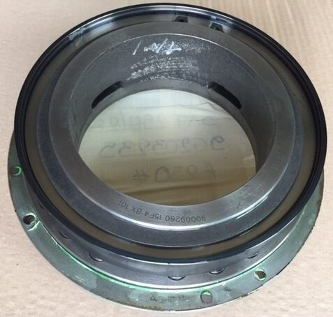 Liebherr Schwenkantrieb SAT250/283, ID-Nr.90203235 - ID-Nr.90203237 - ID-Nr.90208630. - Motor de giro de Escavadora de rastos: foto 5 Liebherr Schwenkantrieb SAT250/283, ID-Nr.90203235 - ID-Nr.90203237 - ID-Nr.90208630. - Motor de giro de Escavadora de rastos: foto 5