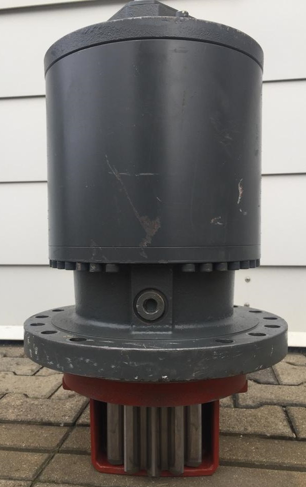 Liebherr Schwenkantrieb SAT300/282. ID-Nr.90209176 - ID-Nr.90209177 - ID-Nr.90209178. LH40, LH50. #1168# - Motor de giro de Escavadeira de rodas: foto 2 Liebherr Schwenkantrieb SAT300/282. ID-Nr.90209176 - ID-Nr.90209177 - ID-Nr.90209178. LH40, LH50. #1168# - Motor de giro de Escavadeira de rodas: foto 2