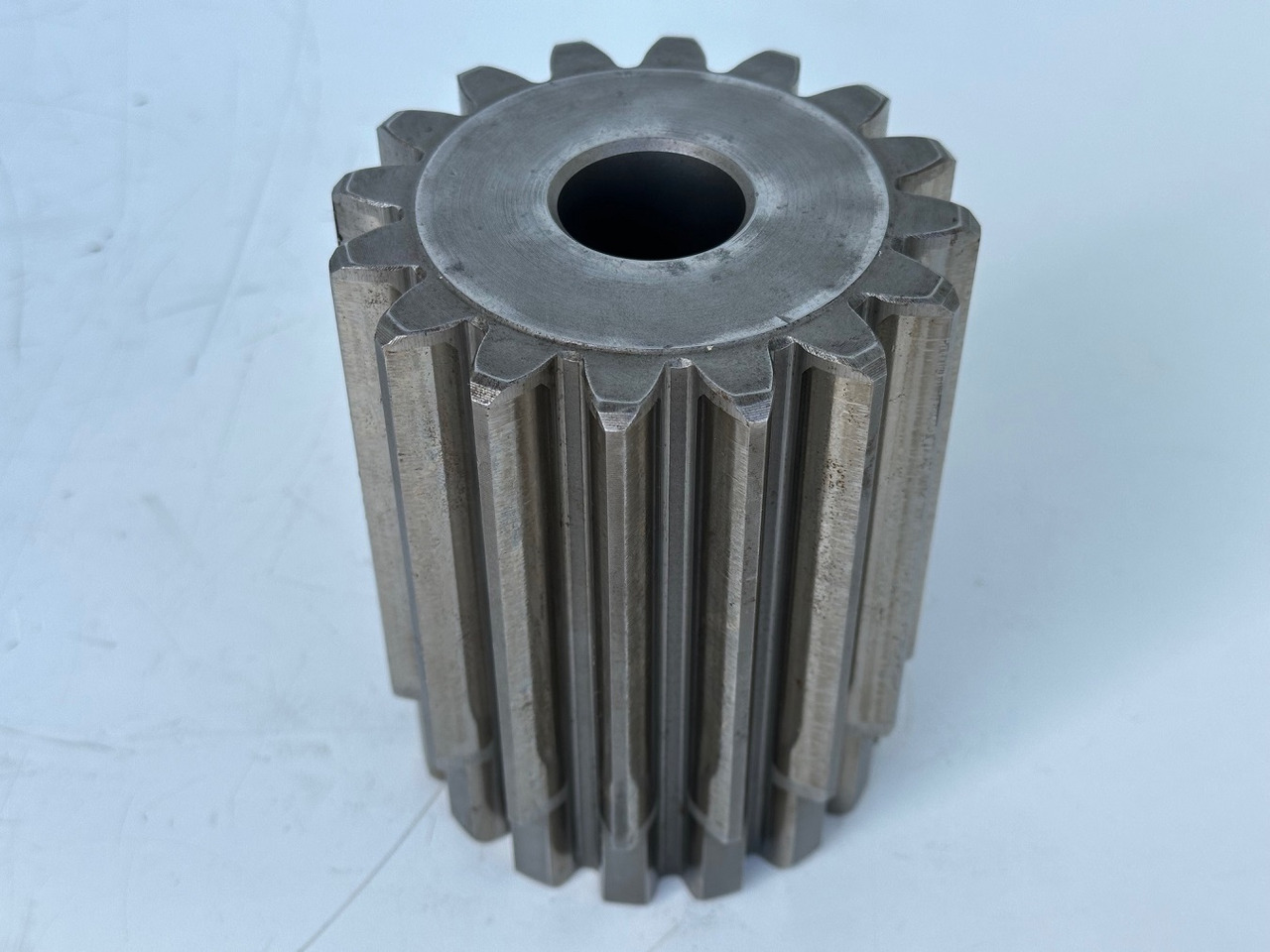 Liebherr Sonnenrad ID-Nr.9443678 - ID-Nr.944367803. SAT450/207 - SAT450/247 - SAT450/257 - SAT450/275. #944367803.06.09# - Motor de giro de Escavadeira: foto 2 Liebherr Sonnenrad ID-Nr.9443678 - ID-Nr.944367803. SAT450/207 - SAT450/247 - SAT450/257 - SAT450/275. #944367803.06.09# - Motor de giro de Escavadeira: foto 2