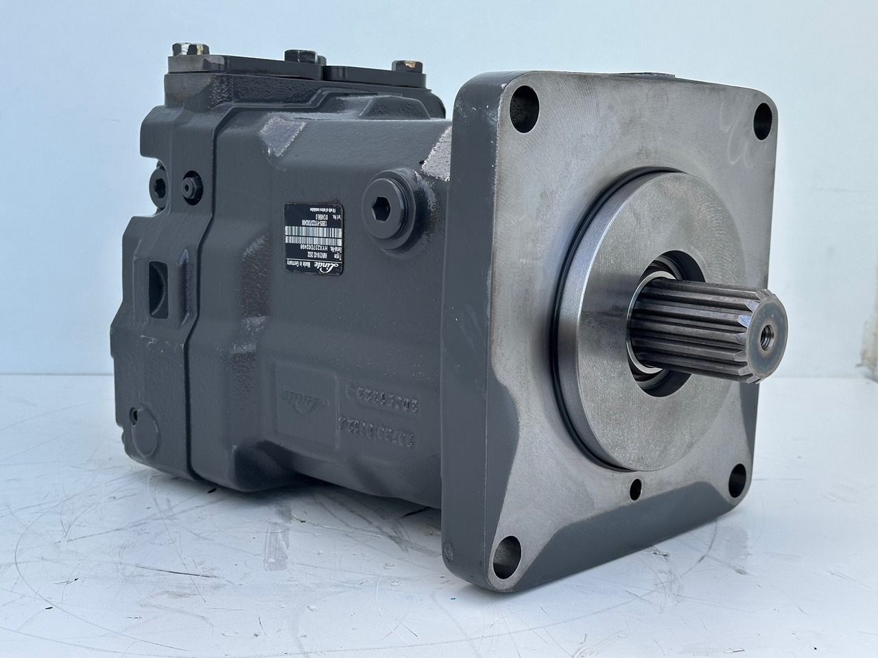 Linde Verstellmotor-Axialkolbenmotor Typ:HMV210-02 2532. #HMV210-02.2532# - Motor hidráulico: foto 4 Linde Verstellmotor-Axialkolbenmotor Typ:HMV210-02 2532. #HMV210-02.2532# - Motor hidráulico: foto 4