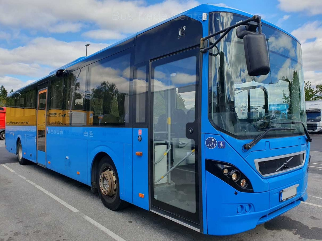 Ônibus suburbano VOLVO 8900LE B7RLE: foto 1