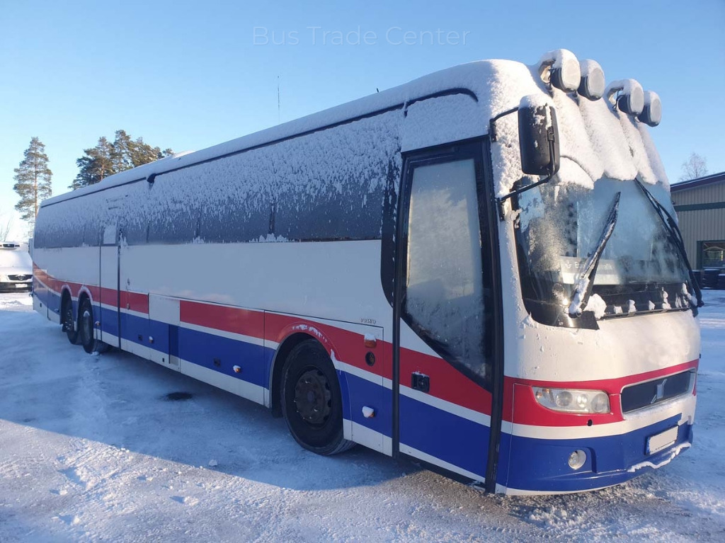 VOLVO 9700S NL B12M - Ônibus suburbano: foto 1 VOLVO 9700S NL B12M - Ônibus suburbano: foto 1