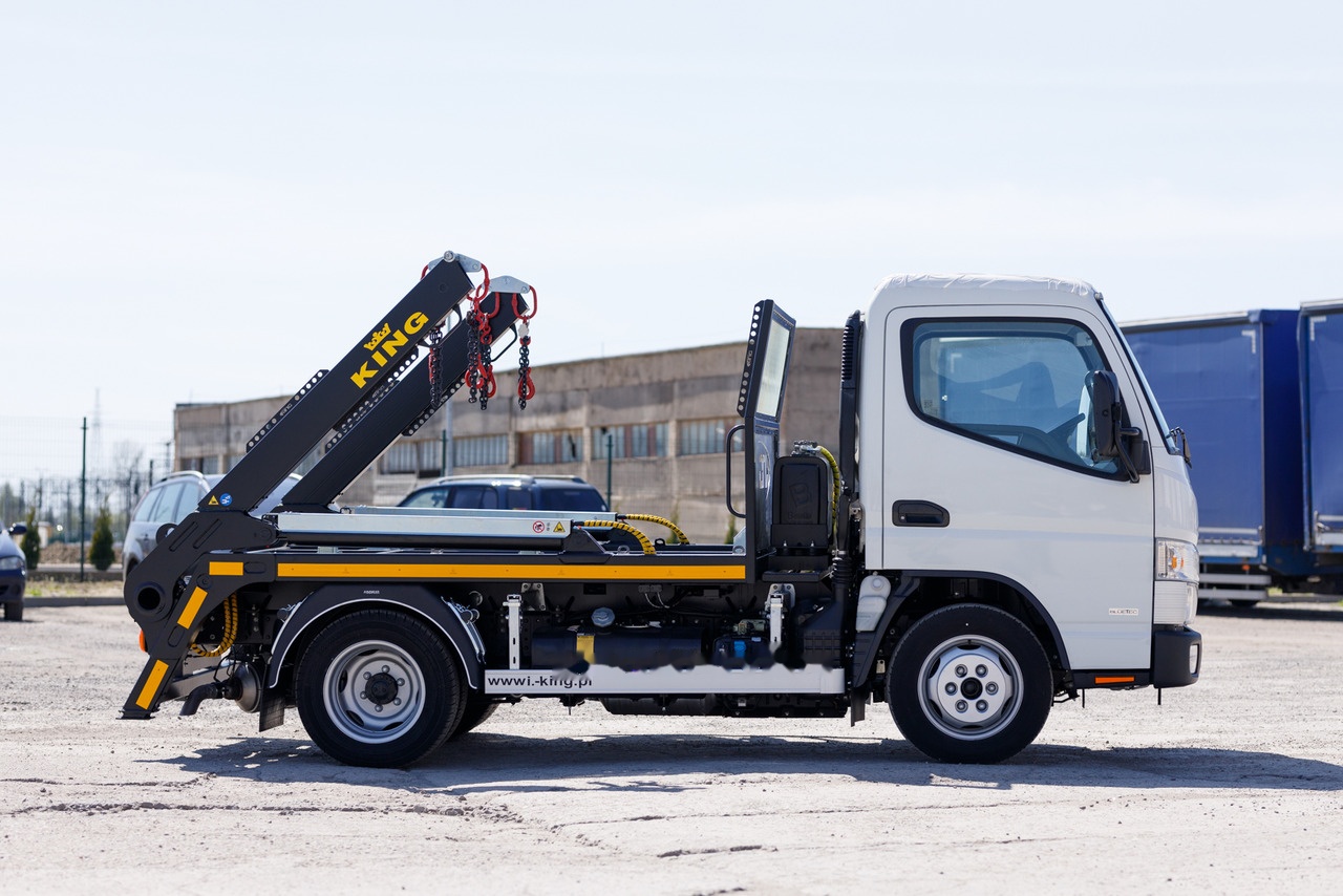 MITSUBISHI Fuso Canter 9C18 - Caminhão multibenne: foto 2 MITSUBISHI Fuso Canter 9C18 - Caminhão multibenne: foto 2