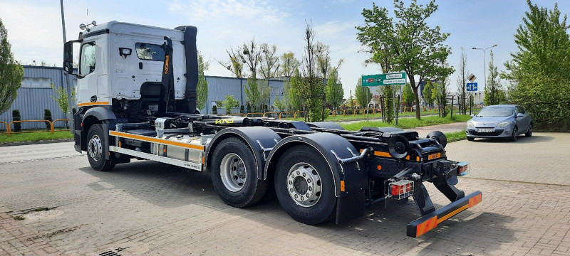 Mercedes-Benz Actros 2542 KING HZ-20R - Caminhão polibenne: foto 5 Mercedes-Benz Actros 2542 KING HZ-20R - Caminhão polibenne: foto 5