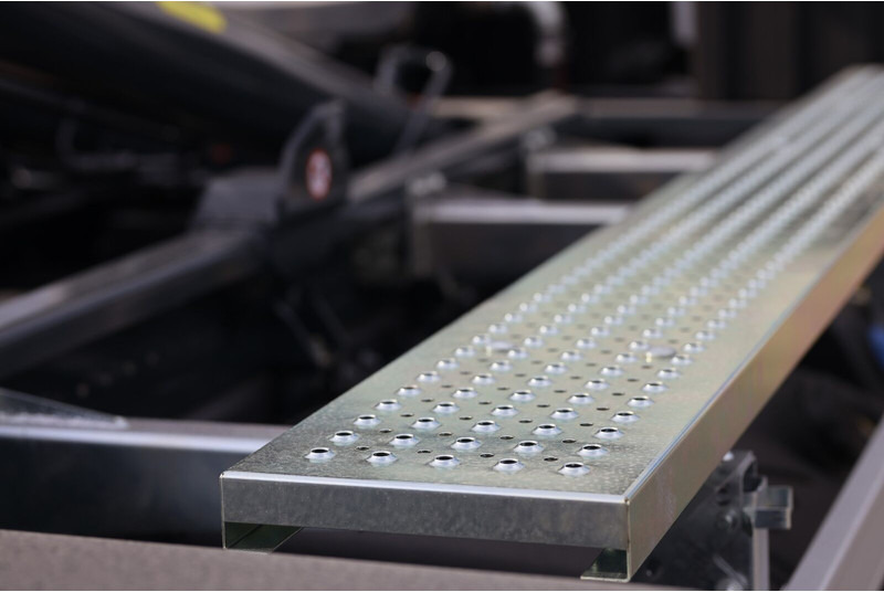 Renault D 18 HIGH P - Caminhão polibenne: foto 3 Renault D 18 HIGH P - Caminhão polibenne: foto 3