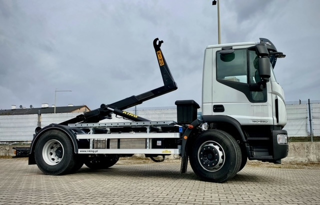 Veículo municipal/ Especial nuevo IVECO Eurocargo + hooklift KING HZ-10R: foto 8