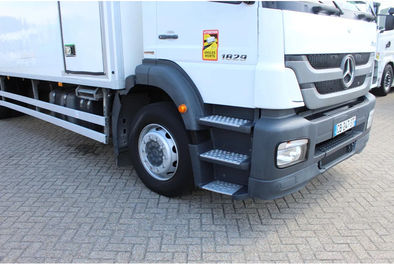 Mercedes-Benz Axor 1829 * MANAUL * EURO5 * 4X2 * CARRIER SUPRA 950 * - Caminhão frigorífico: foto 3 Mercedes-Benz Axor 1829 * MANAUL * EURO5 * 4X2 * CARRIER SUPRA 950 * - Caminhão frigorífico: foto 3