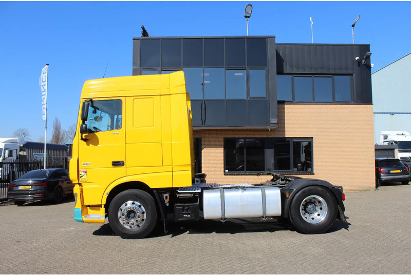DAF XF 106.460 * EURO6 * 4X2 * - Tractor: foto 2 DAF XF 106.460 * EURO6 * 4X2 * - Tractor: foto 2
