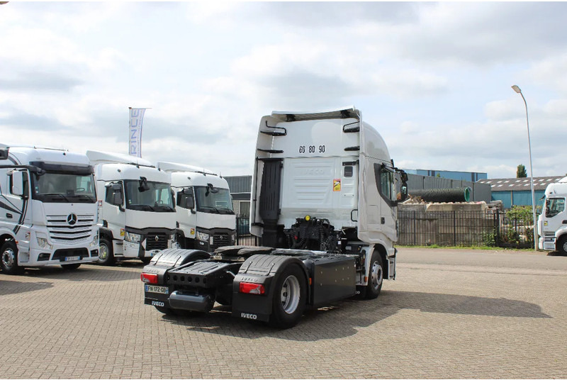 Iveco Stralis 460 * EURO6 * CNG * RETARDER * 4X2 * - Tractor: foto 4 Iveco Stralis 460 * EURO6 * CNG * RETARDER * 4X2 * - Tractor: foto 4