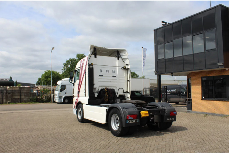 MAN TGX 18.440 * RETARDER * EURO5 * 4X2 * - Tractor: foto 2 MAN TGX 18.440 * RETARDER * EURO5 * 4X2 * - Tractor: foto 2