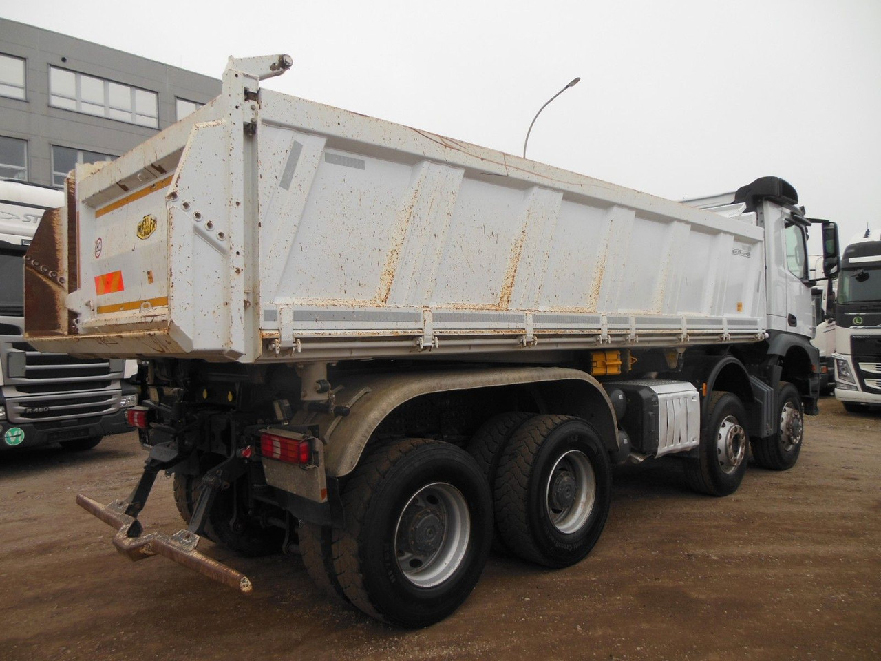 Mercedes-Benz AROCS 4151, 8X6, MEILLER, BORDMATIC, AHK - Caminhão basculante: foto 3 Mercedes-Benz AROCS 4151, 8X6, MEILLER, BORDMATIC, AHK - Caminhão basculante: foto 3