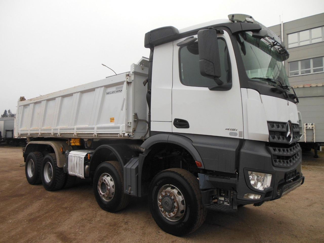 Mercedes-Benz AROCS 4151, 8X6, MEILLER, BORDMATIC, AHK - Caminhão basculante: foto 2 Mercedes-Benz AROCS 4151, 8X6, MEILLER, BORDMATIC, AHK - Caminhão basculante: foto 2