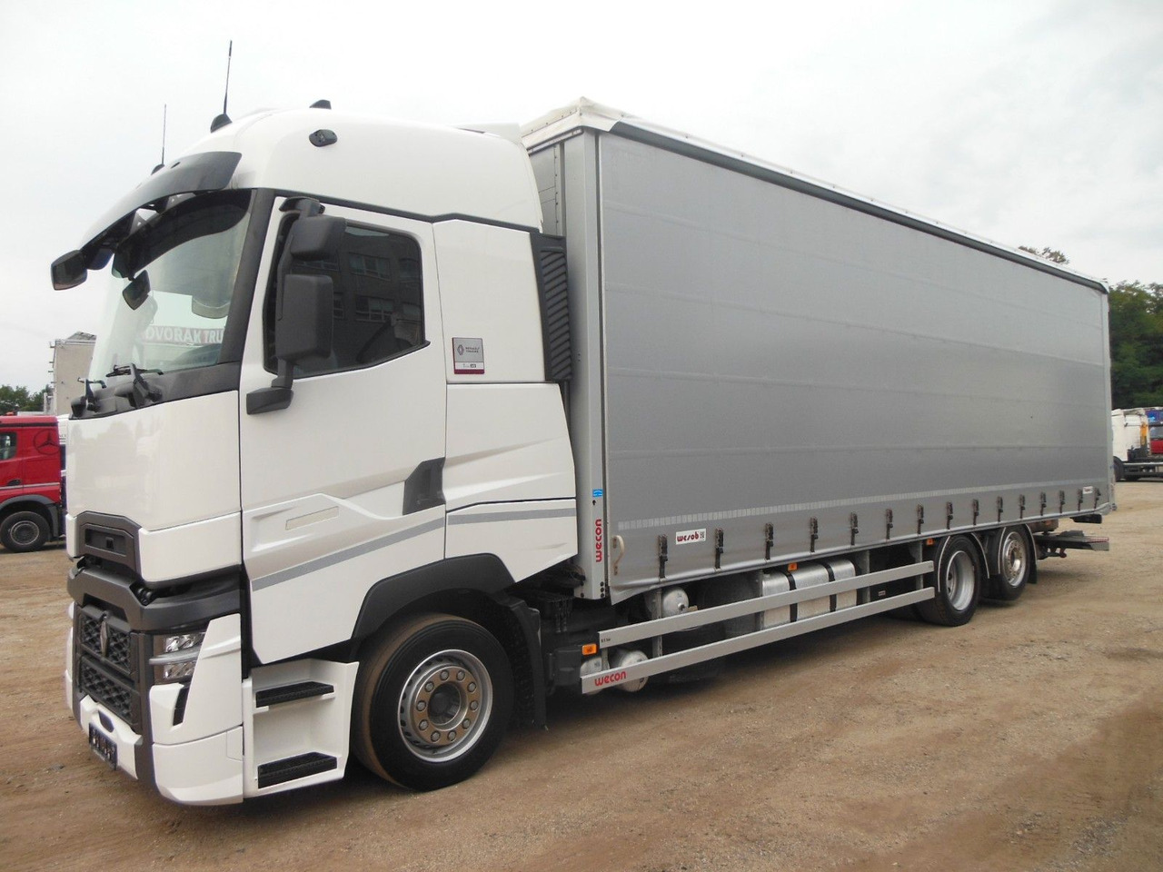 Renault T 440, 6X2, D-HOLLANDIA, 23 PALETTEN, WIE NEUE! - Caminhão com lona: foto 1 Renault T 440, 6X2, D-HOLLANDIA, 23 PALETTEN, WIE NEUE! - Caminhão com lona: foto 1