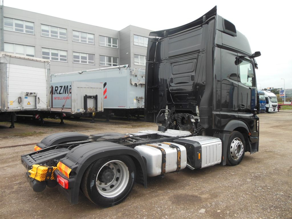 Mercedes-Benz 1848 ACTROS, LOWDECK, GIGA SPACE, STANDKLIMA Mercedes-Benz 1848 ACTROS, LOWDECK, GIGA SPACE, STANDKLIMA - Tractor: foto 3 Mercedes-Benz 1848 ACTROS, LOWDECK, GIGA SPACE, STANDKLIMA Mercedes-Benz 1848 ACTROS, LOWDECK, GIGA SPACE, STANDKLIMA - Tractor: foto 3