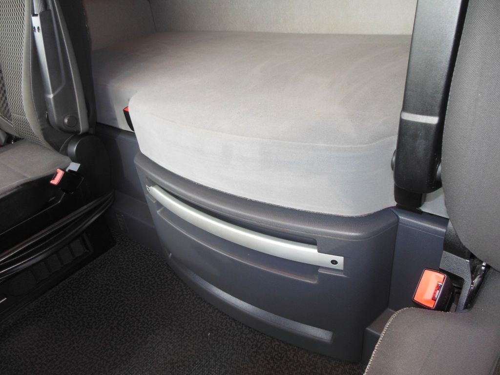 Tractor Renault T520 COMFORT, LOWDECK, TOP STAND Renault T520 COMFORT, LOWDECK, TOP STAND: foto 10