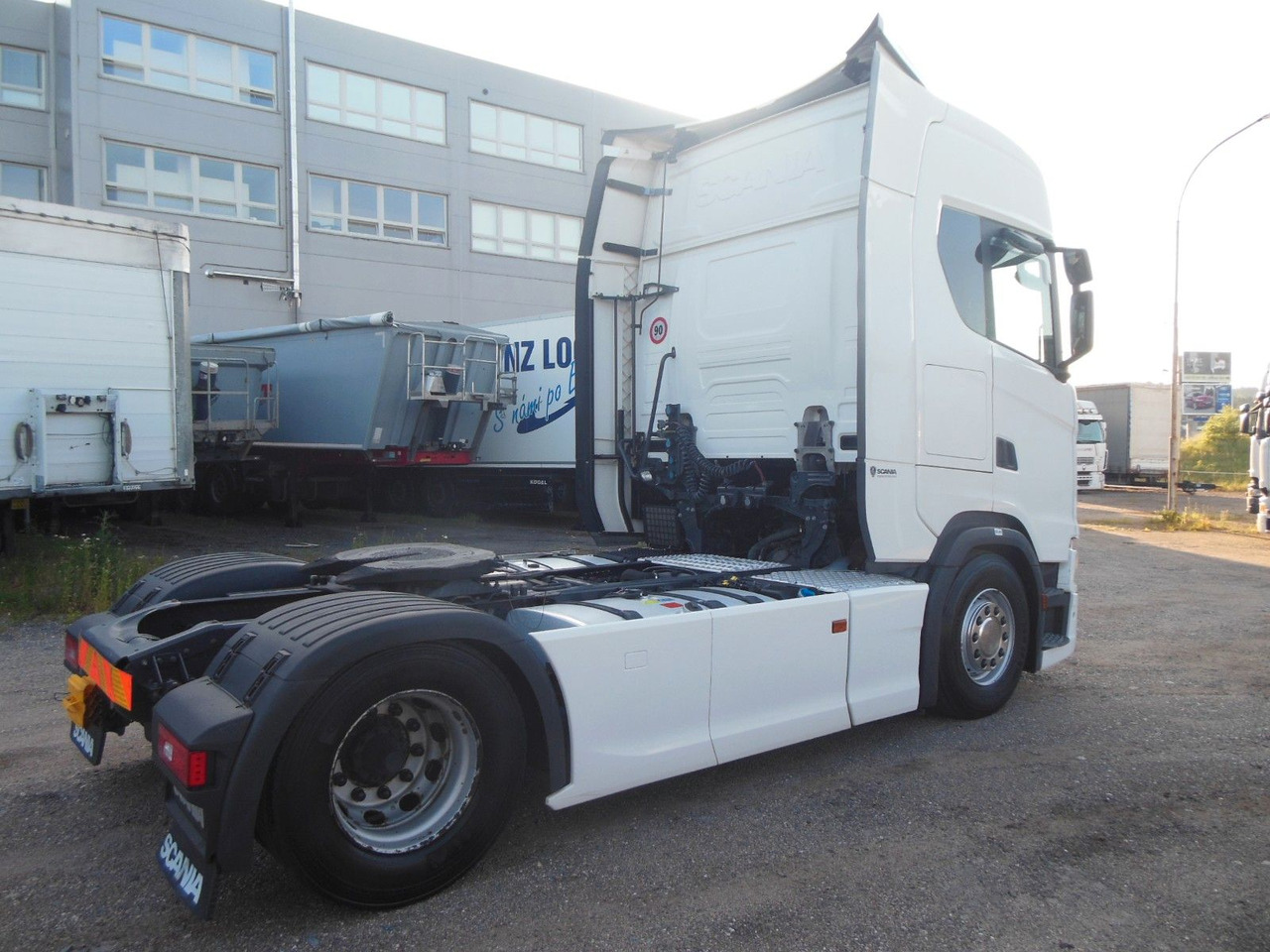 Scania R 450, VOLL LUFT, RETARDER, STANDKLIMA, TOP!!! - Tractor: foto 3 Scania R 450, VOLL LUFT, RETARDER, STANDKLIMA, TOP!!! - Tractor: foto 3