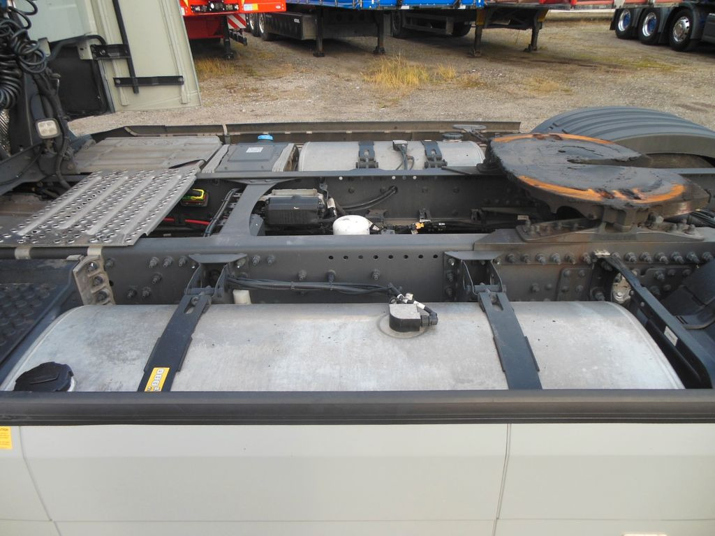 Volvo FH 13/460 TURBO COMPOUND,I-SAVE,I-PARK COOL,TOP  - Tractor: foto 5 Volvo FH 13/460 TURBO COMPOUND,I-SAVE,I-PARK COOL,TOP  - Tractor: foto 5