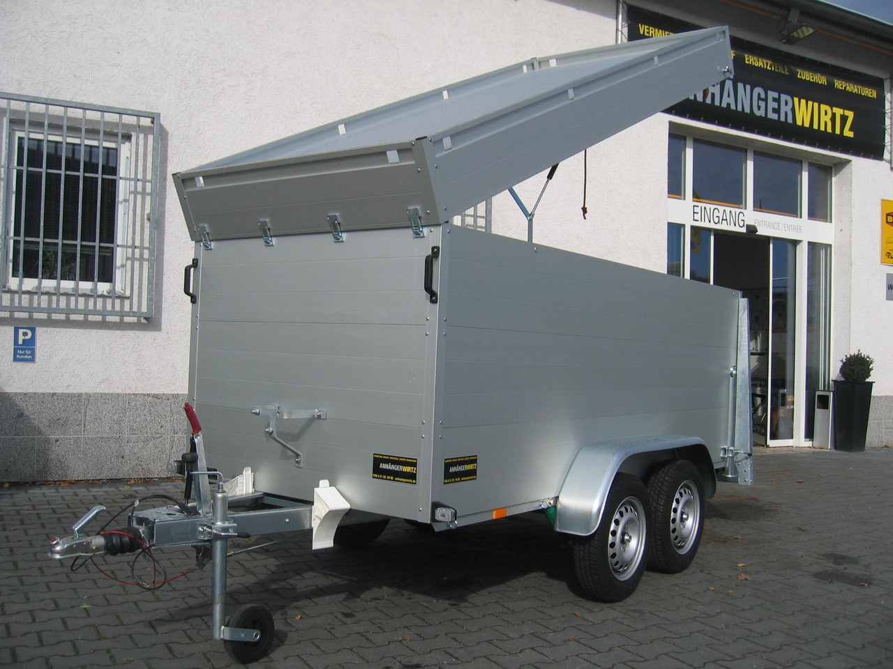 ALUBOXX Deckelanhänger GTT 1500 VT2 301x126x118cm Heckrampe (M) 1500kg order Aktion - Reboque furgão: foto 1 ALUBOXX Deckelanhänger GTT 1500 VT2 301x126x118cm Heckrampe (M) 1500kg order Aktion - Reboque furgão: foto 1