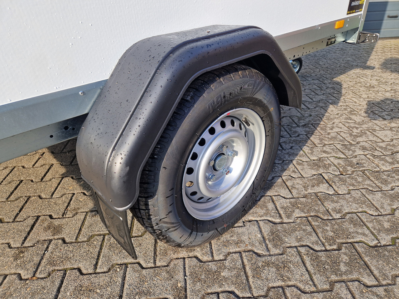 Reboque furgão Brenderup Cargo Dynamic CD260 B R 260x153x150cm niedrig Heckrampe Wabenwände (S) 1300kg: foto 7