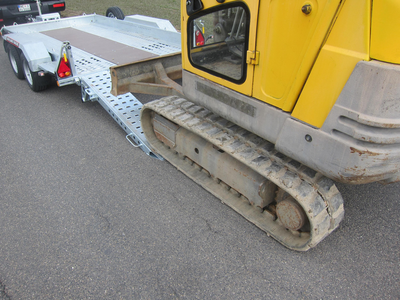 Brian James Digger Plant 543-3217-35 320x170cm Schaufelablage Rampen Reserverad 3500kg - Reboque porta máquinas: foto 3 Brian James Digger Plant 543-3217-35 320x170cm Schaufelablage Rampen Reserverad 3500kg - Reboque porta máquinas: foto 3