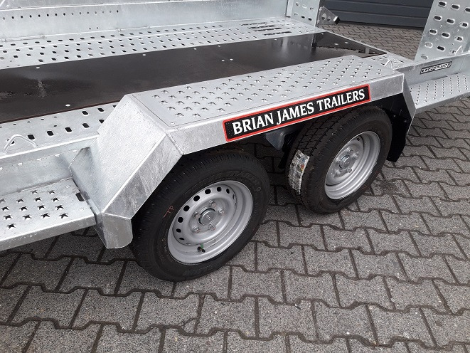 Brian James Digger Plant 543-3717-35-2 370x170cm 3500kg Rampen Reserverad 2736kg Nutzlast Aktion 24 - Reboque porta máquinas: foto 5 Brian James Digger Plant 543-3717-35-2 370x170cm 3500kg Rampen Reserverad 2736kg Nutzlast Aktion 24 - Reboque porta máquinas: foto 5