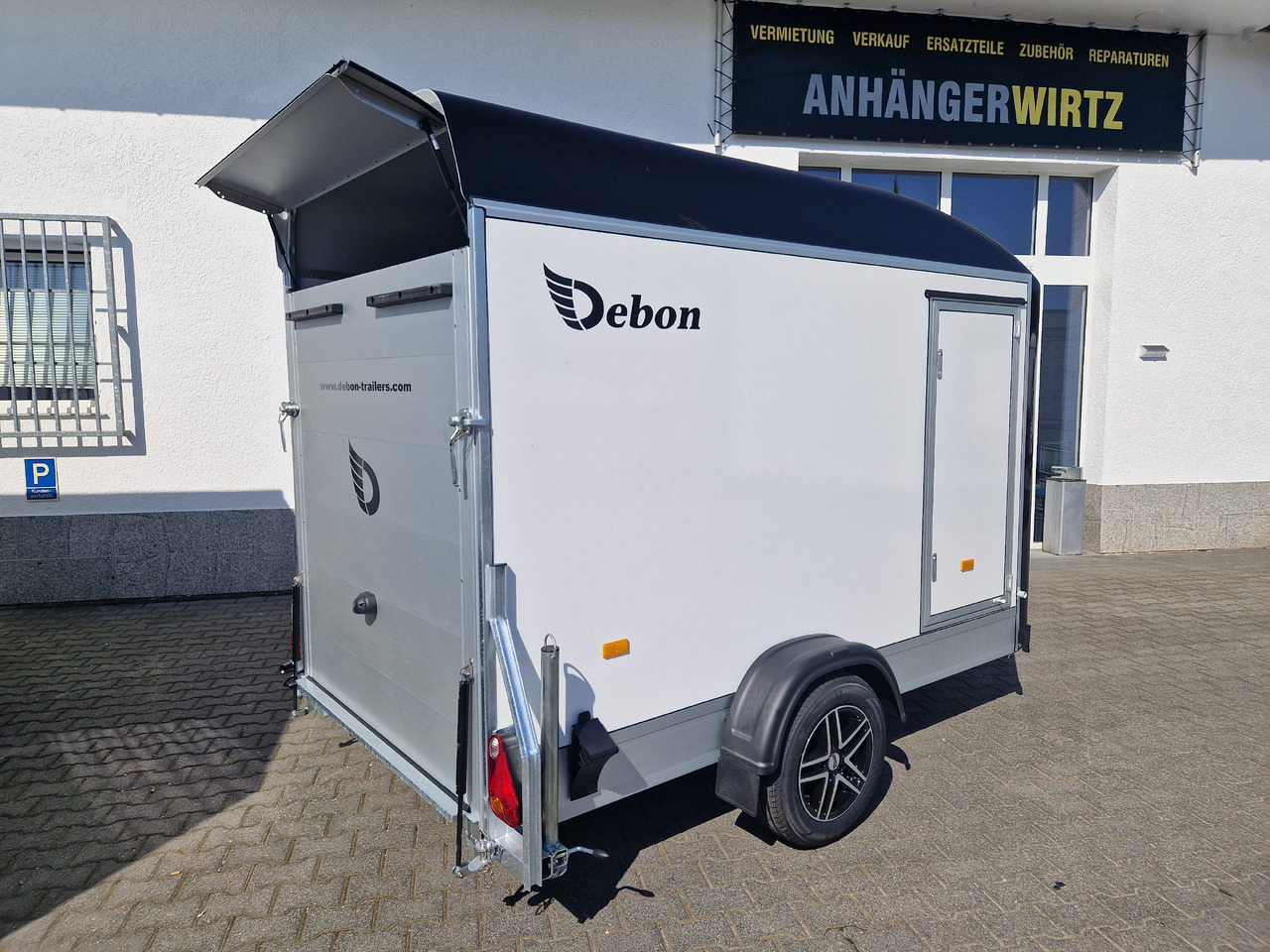 Roulote bar Cargo Roadster 300 300x150x184cm Sandwich weiß Poly black Seitenklappe &Tür Alufelgen 1300kg Pullman: foto 6