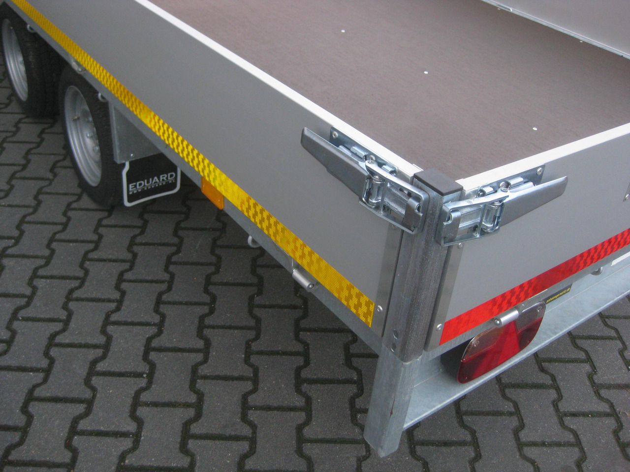 Reboque plataforma/ Caixa aberta Hochlader 406x180x30cm Lfh:63cm 13" niedrig Fahrwerk (XL) 2700kg order Aktion: foto 9