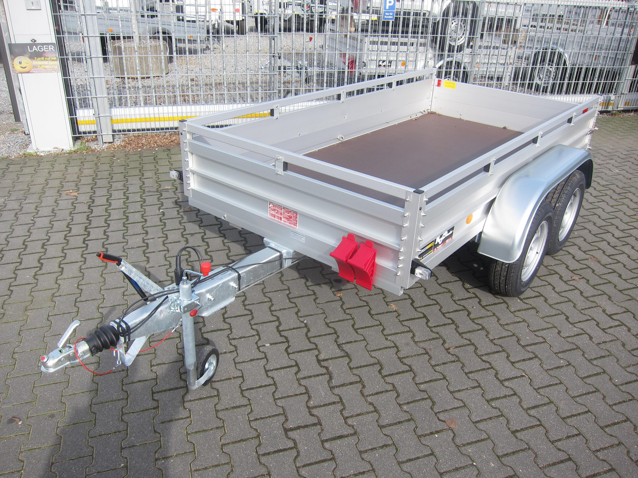 PKW Anhänger Koch Aluline 7.26 300x150x44cm (M) 2600kg Modell 2023 - Reboque para carros: foto 1 PKW Anhänger Koch Aluline 7.26 300x150x44cm (M) 2600kg Modell 2023 - Reboque para carros: foto 1