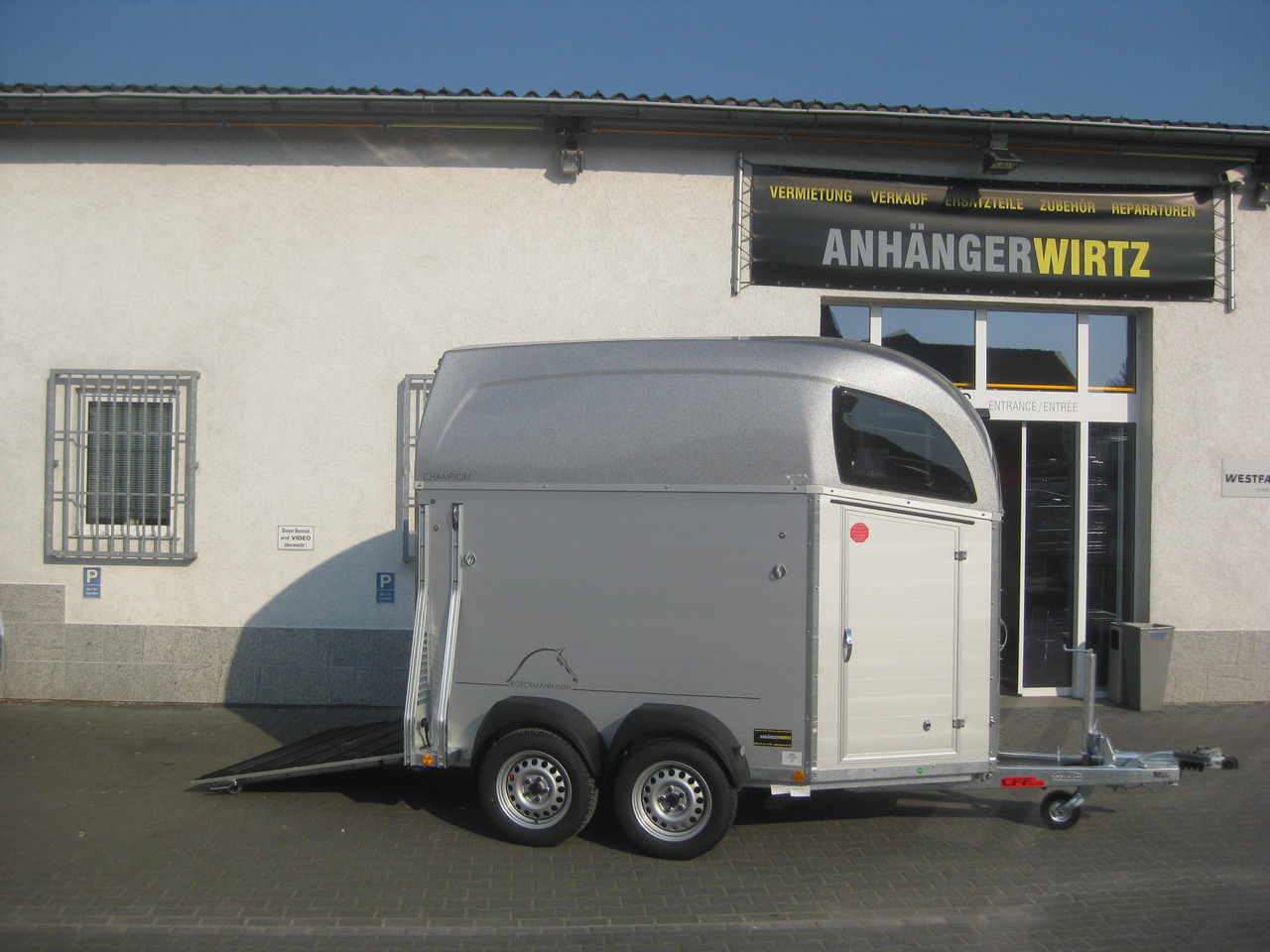 Pferdeanhänger Böckmann Champion C 2700kg CFF+ 100 km/H - Reboque para cavalos: foto 5 Pferdeanhänger Böckmann Champion C 2700kg CFF+ 100 km/H - Reboque para cavalos: foto 5