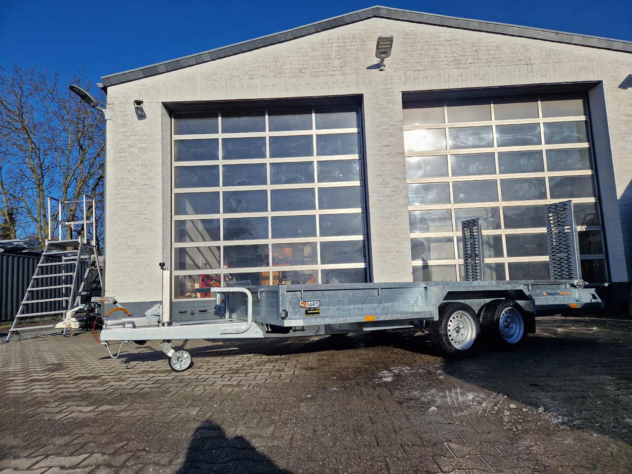 Saris Magnum MAXX 3500 406x182x30cm force one Rampen Schaufelablage 100km/H 3500kg Januar Aktion - Reboque porta máquinas: foto 5 Saris Magnum MAXX 3500 406x182x30cm force one Rampen Schaufelablage 100km/H 3500kg Januar Aktion - Reboque porta máquinas: foto 5