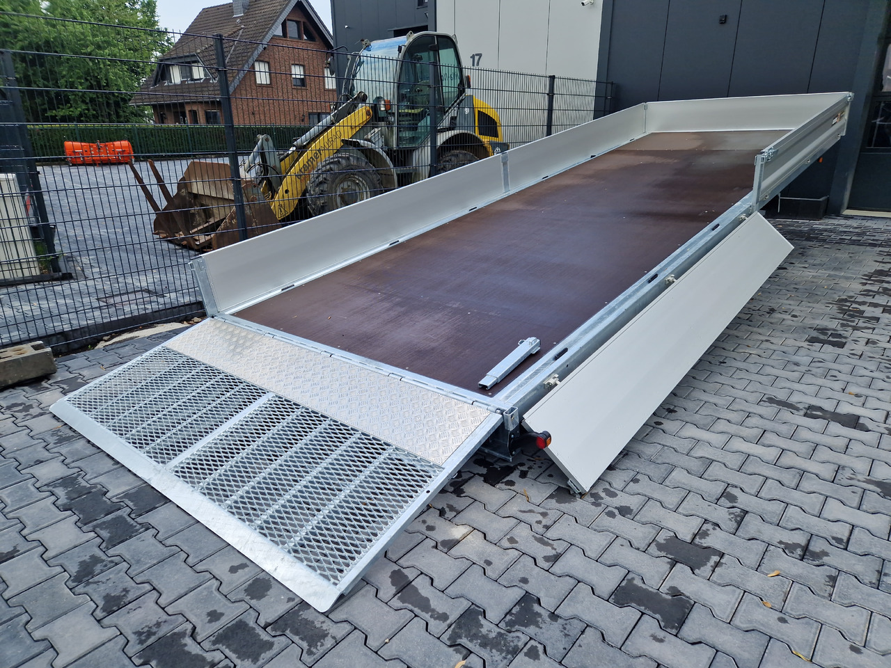 Variant Maschinentransporter 3562 UX Maxi Load 620x210x30cm LED Felgen black 3500kg 2025 - Reboque porta máquinas: foto 3 Variant Maschinentransporter 3562 UX Maxi Load 620x210x30cm LED Felgen black 3500kg 2025 - Reboque porta máquinas: foto 3