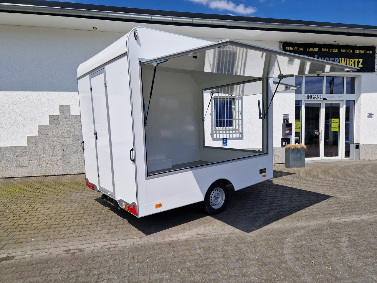 Verkaufsanhänger VK 300 220 aero retro 300x220x230cm 2 Verkaufsklappen rechts & vorn Hecktür 1300kg - Roulote bar: foto 3 Verkaufsanhänger VK 300 220 aero retro 300x220x230cm 2 Verkaufsklappen rechts & vorn Hecktür 1300kg - Roulote bar: foto 3