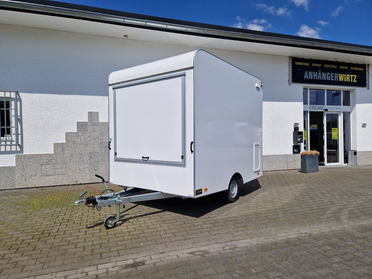 Verkaufsanhänger VK 300 220 aero retro 300x220x230cm 2 Verkaufsklappen rechts & vorn Hecktür 1300kg - Roulote bar: foto 4 Verkaufsanhänger VK 300 220 aero retro 300x220x230cm 2 Verkaufsklappen rechts & vorn Hecktür 1300kg - Roulote bar: foto 4