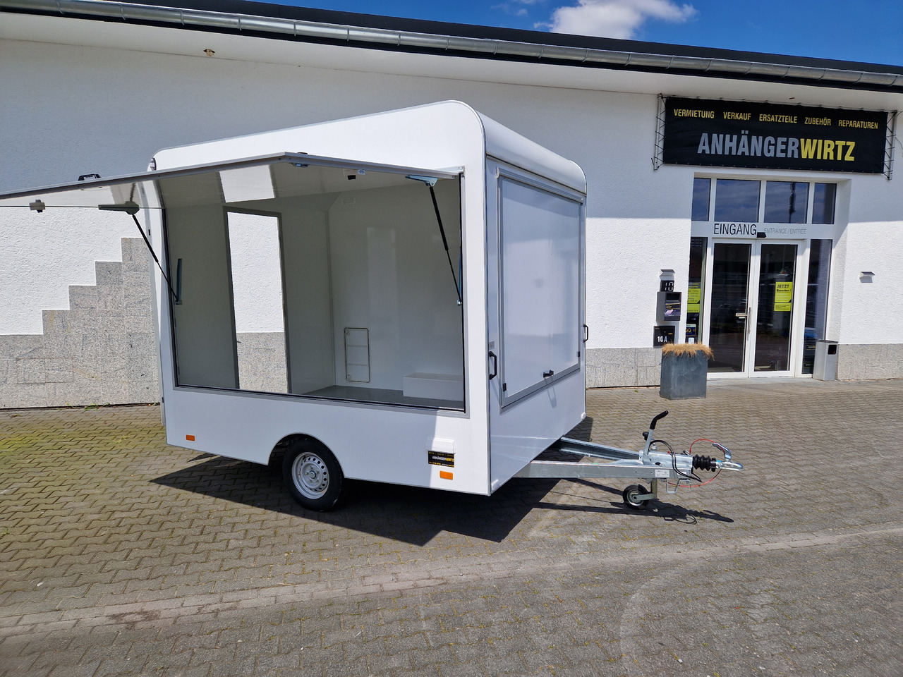 Verkaufsanhänger VK 300 220 aero retro 300x220x230cm 2 Verkaufsklappen rechts & vorn Hecktür 1300kg - Roulote bar: foto 2 Verkaufsanhänger VK 300 220 aero retro 300x220x230cm 2 Verkaufsklappen rechts & vorn Hecktür 1300kg - Roulote bar: foto 2