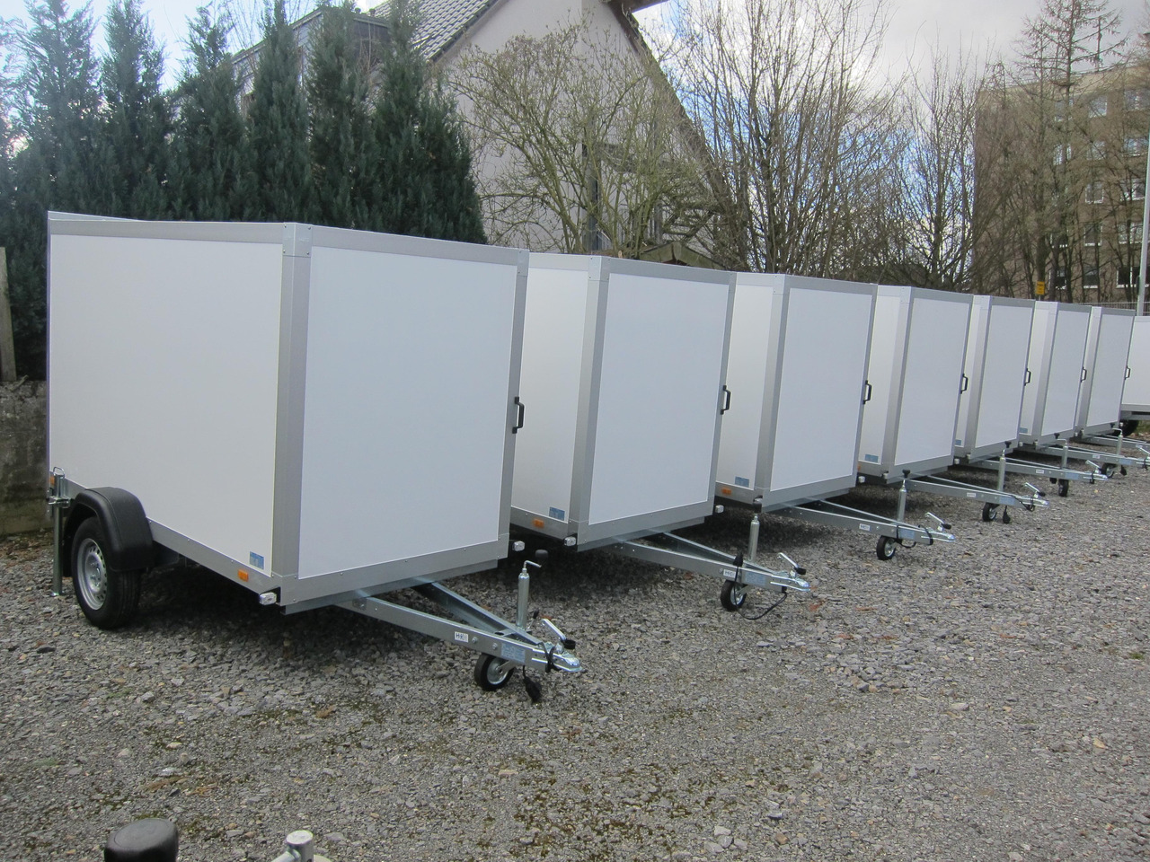 WM Meyer Koffer AZ 7525/126 150 S30 251x126x150cm (S) 750kg online Aktion Modell 2024 - Reboque furgão: foto 1 WM Meyer Koffer AZ 7525/126 150 S30 251x126x150cm (S) 750kg online Aktion Modell 2024 - Reboque furgão: foto 1