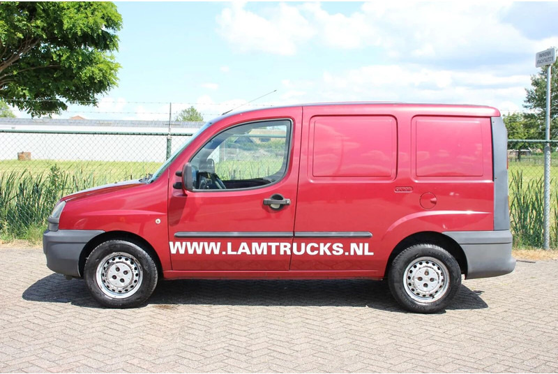 Fiat Doblò Cargo 1.9 JTD SCHUIFDEUR - Furgão: foto 2 Fiat Doblò Cargo 1.9 JTD SCHUIFDEUR - Furgão: foto 2