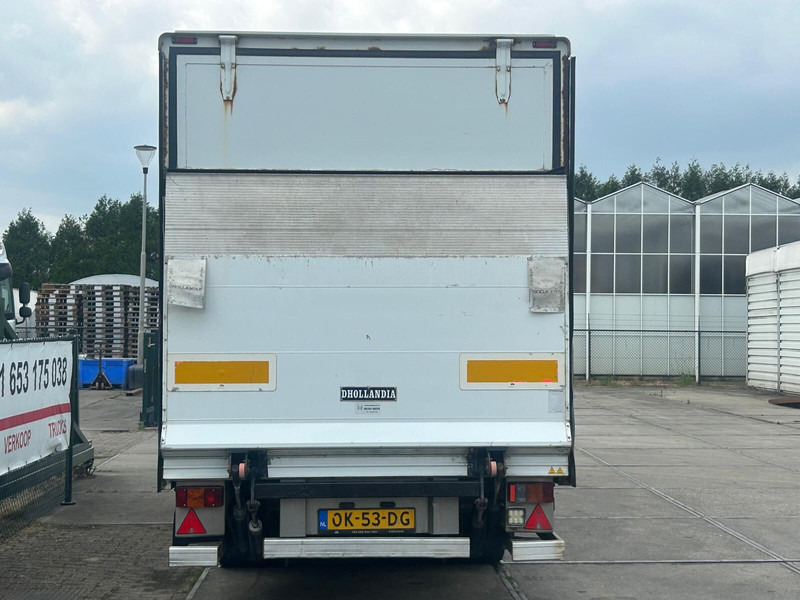 Mitsubishi Fuso CANTER 3C15 - Caminhão furgão: foto 4 Mitsubishi Fuso CANTER 3C15 - Caminhão furgão: foto 4