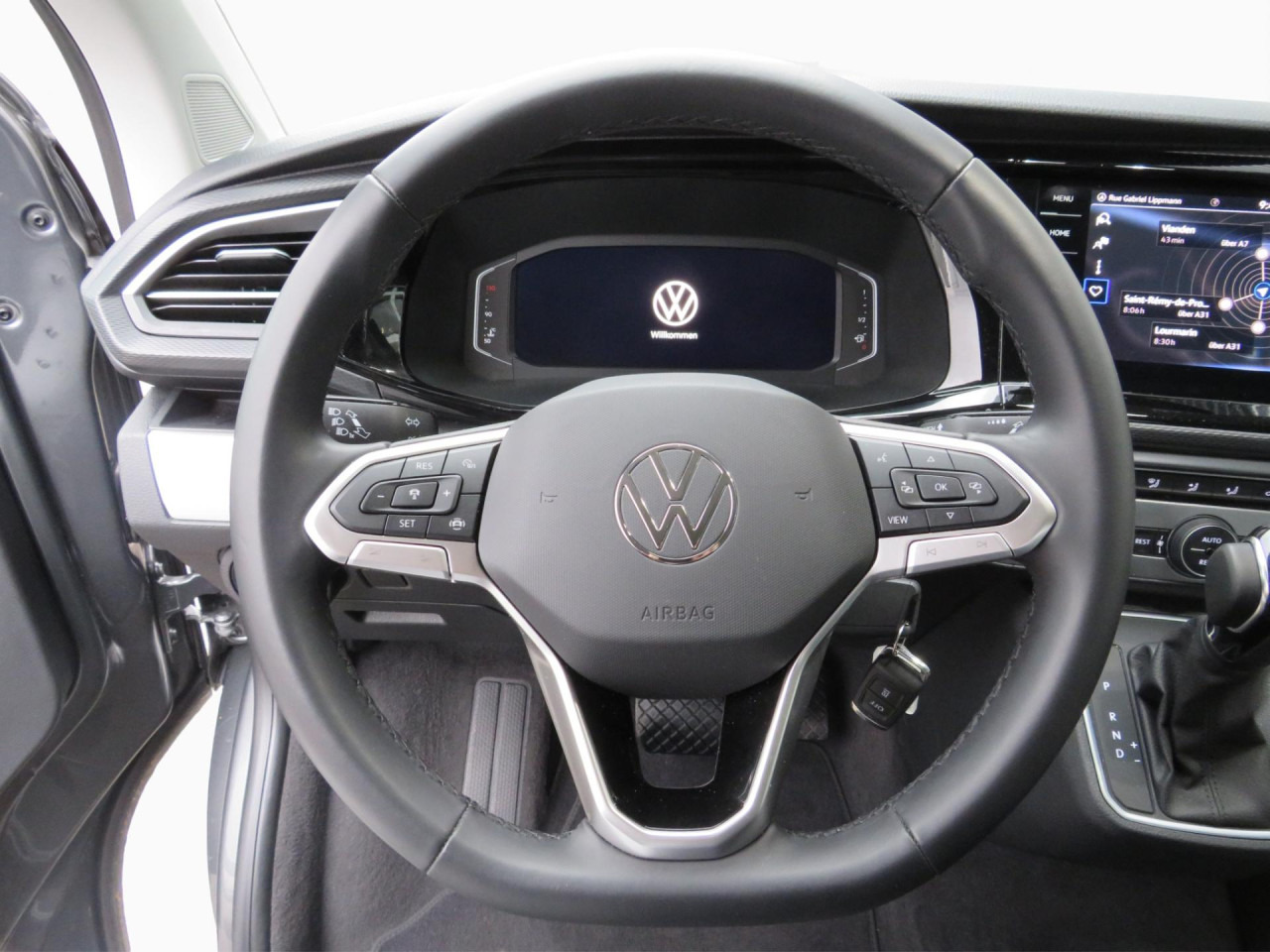 VOLKSWAGEN T6.1 Multivan Comfortline Edition Court Bluetooth - Automóvel: foto 3 VOLKSWAGEN T6.1 Multivan Comfortline Edition Court Bluetooth - Automóvel: foto 3