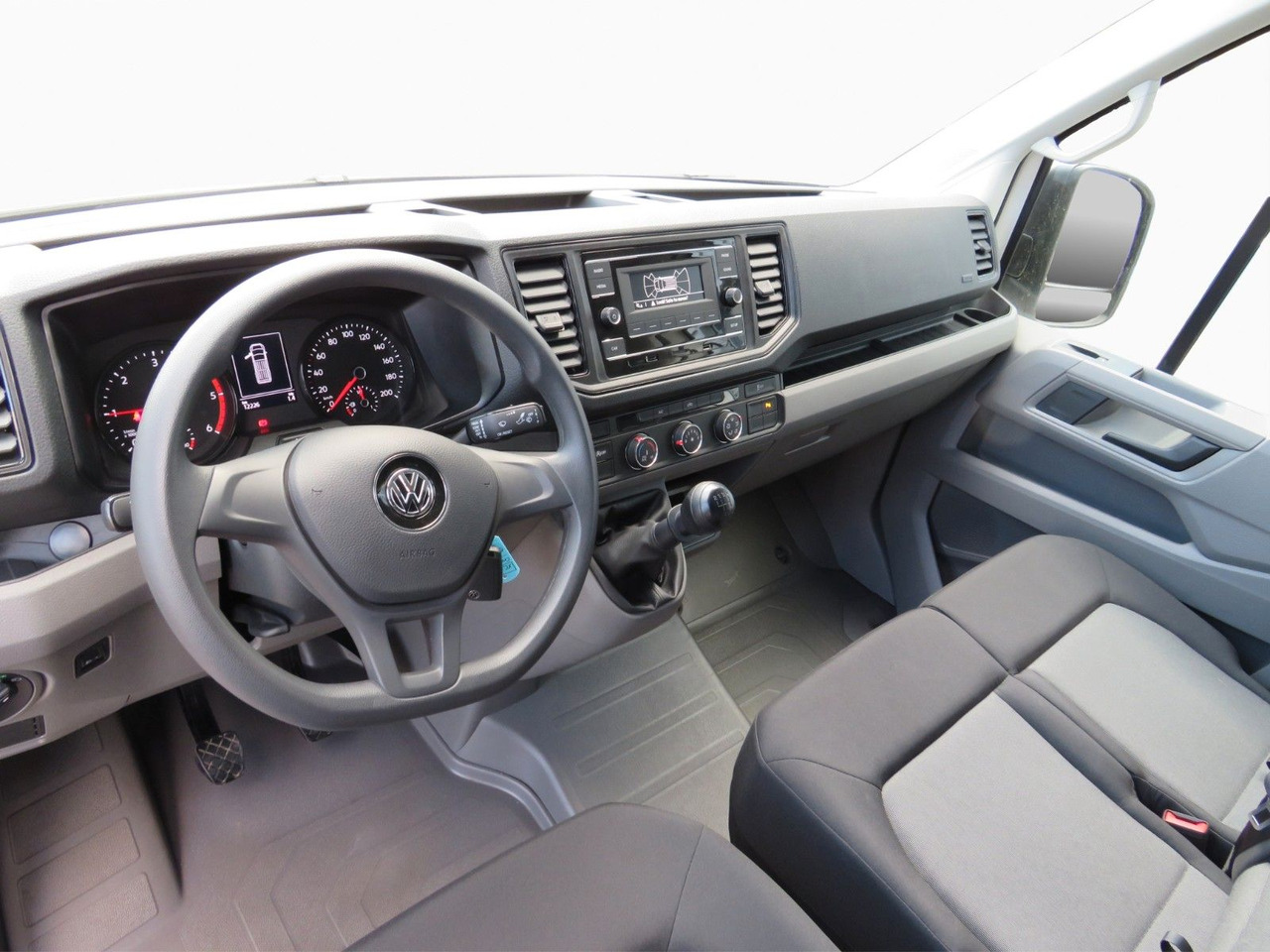 Volkswagen Crafter 35 L3H3 Kasten - Furgão: foto 2 Volkswagen Crafter 35 L3H3 Kasten - Furgão: foto 2