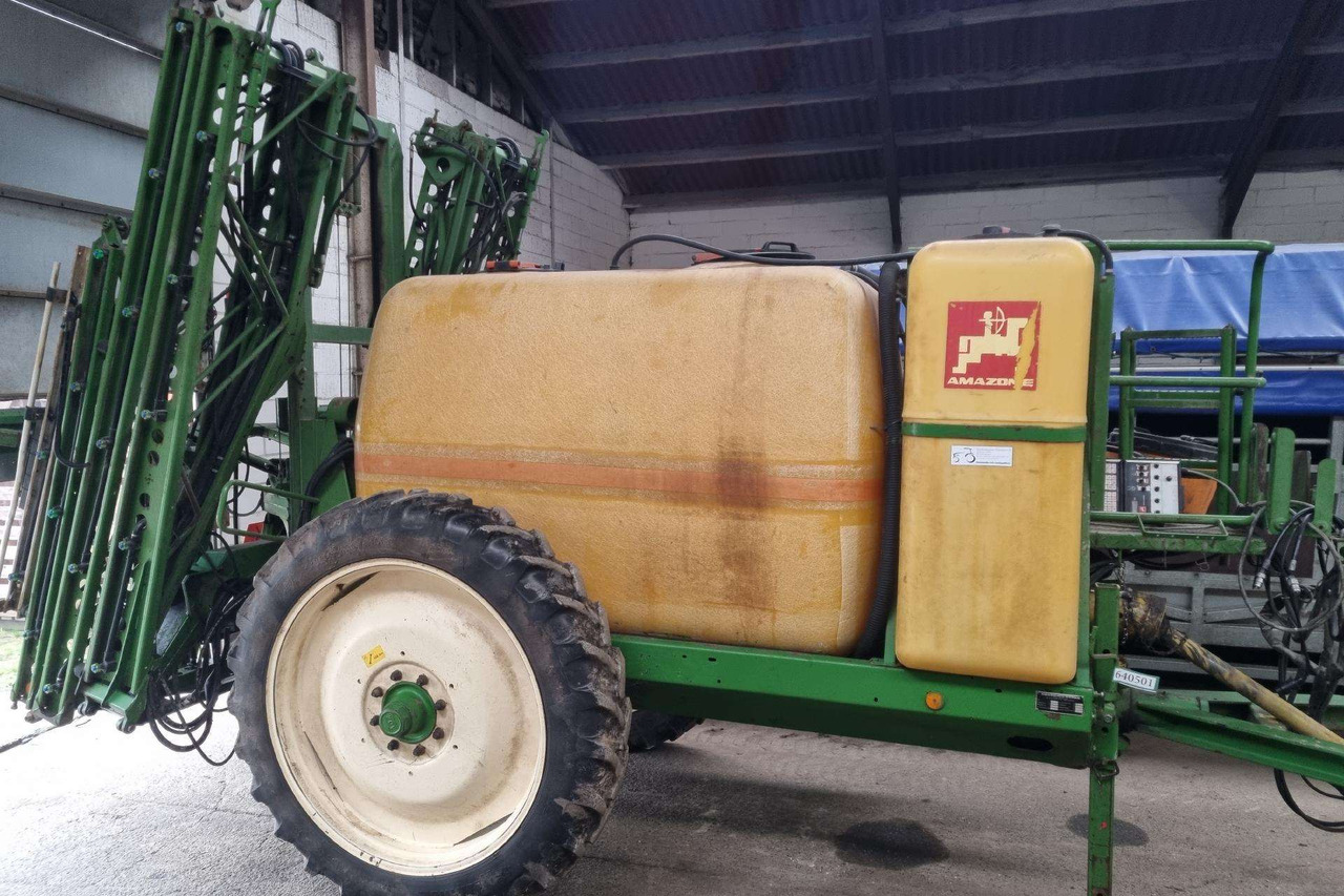 Amazone UG 3000 - Pulverizador agricola: foto 2 Amazone UG 3000 - Pulverizador agricola: foto 2