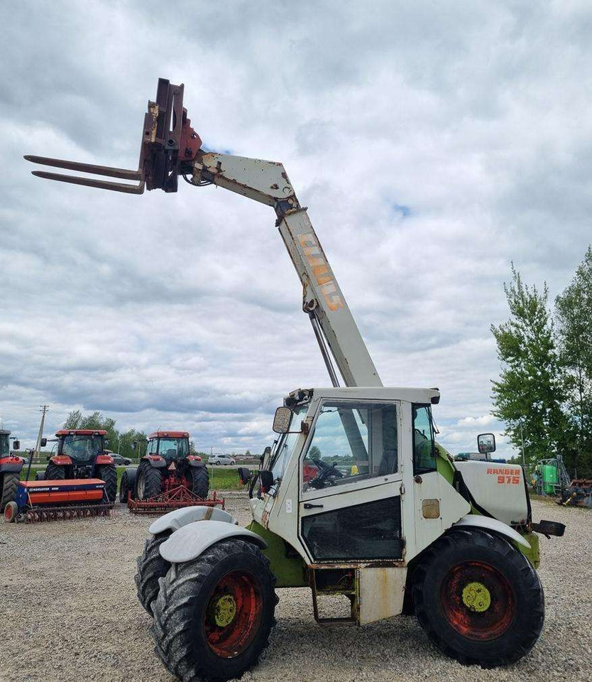 Claas Ranger 975 - Empilhador telescópico: foto 1 Claas Ranger 975 - Empilhador telescópico: foto 1