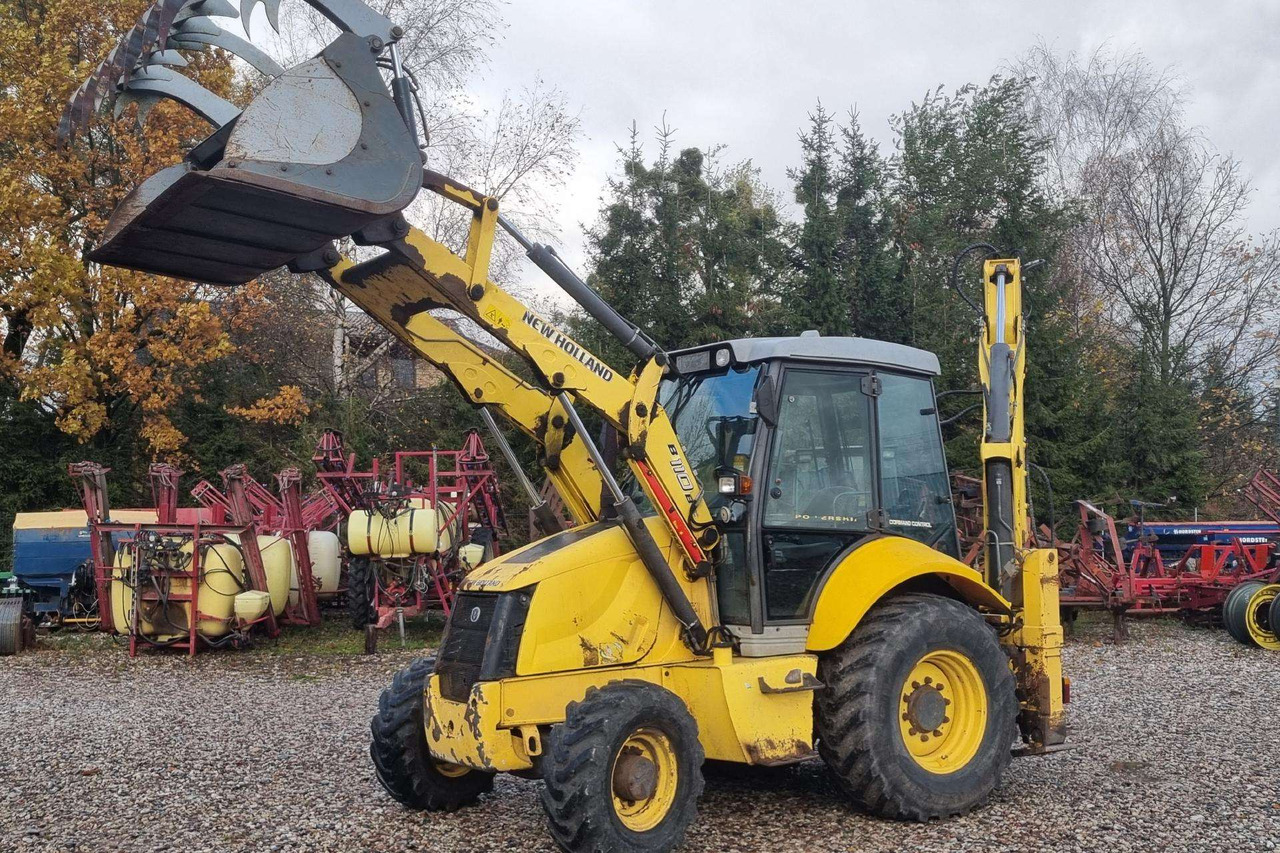 New Holland B110B - Retroescavadeira: foto 1 New Holland B110B - Retroescavadeira: foto 1