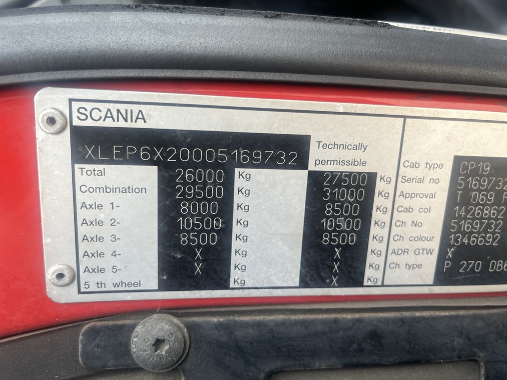 Scania P270 6x2 Curtain side. - Caminhão com lona: foto 5 Scania P270 6x2 Curtain side. - Caminhão com lona: foto 5