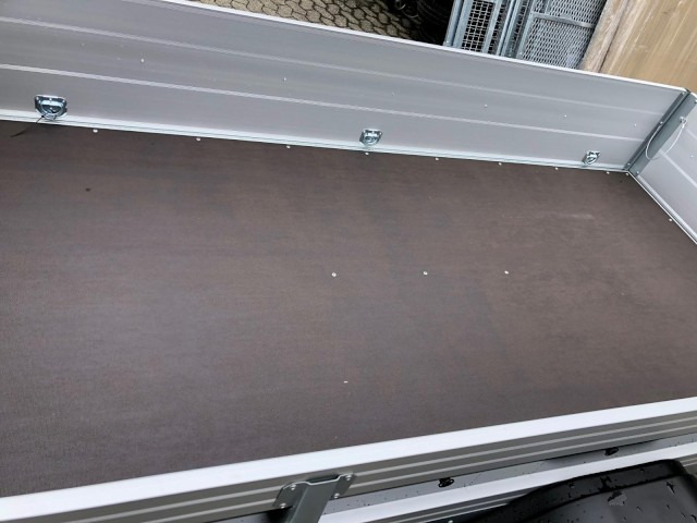 Brenderup Tieflader 2260A Alu, 1,3 to. 2580x1280x400mm - Reboque para carros: foto 4 Brenderup Tieflader 2260A Alu, 1,3 to. 2580x1280x400mm - Reboque para carros: foto 4