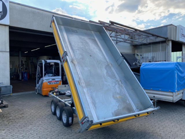 Brian James Cargo Tipper Heckkipper 3-achs, 526-3620-35-3-12, 3600 x 2000 x 300 mm, 3,5 to. - Reboque basculante: foto 3 Brian James Cargo Tipper Heckkipper 3-achs, 526-3620-35-3-12, 3600 x 2000 x 300 mm, 3,5 to. - Reboque basculante: foto 3