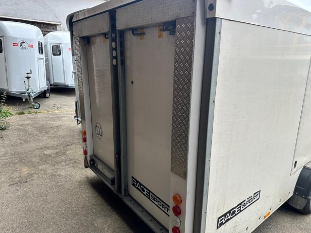 Brian James Race Sport, 340-5000, 5000 x 2000 mm, 2,6 to. - Reboque transporte de veículos: foto 5 Brian James Race Sport, 340-5000, 5000 x 2000 mm, 2,6 to. - Reboque transporte de veículos: foto 5